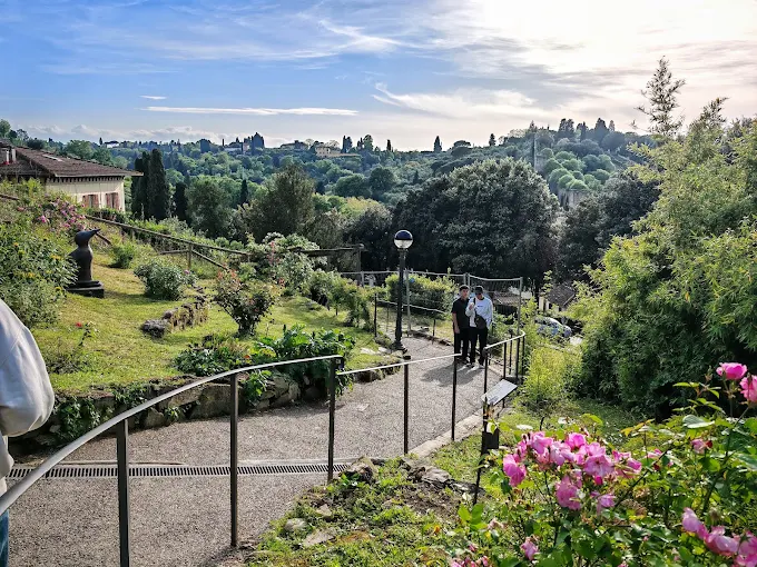 Rose Garden Florence 3