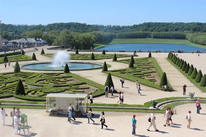 Gardens of Versailles 8